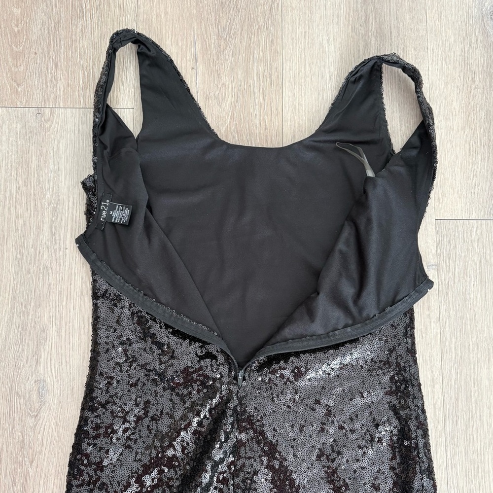 Rue21 Womens Dress Black Medium Sequin Metallic Statement Piece Midi - Picture 9 of 13